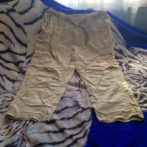 Columbia, men size XL, and khaki in color.